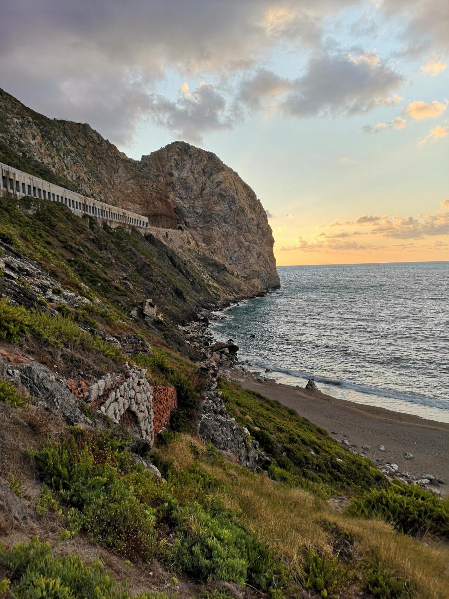 Camping B&B Gioiosa Gioiosa Marea Exterior photo