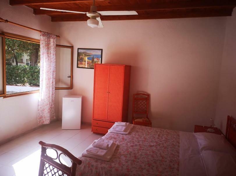 Camping B&B Gioiosa Gioiosa Marea Exterior photo